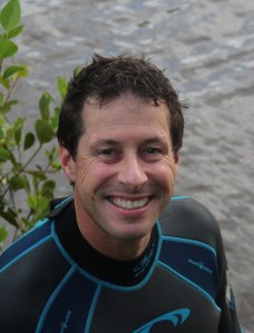 Rod in mangroves portrait (higher quality)